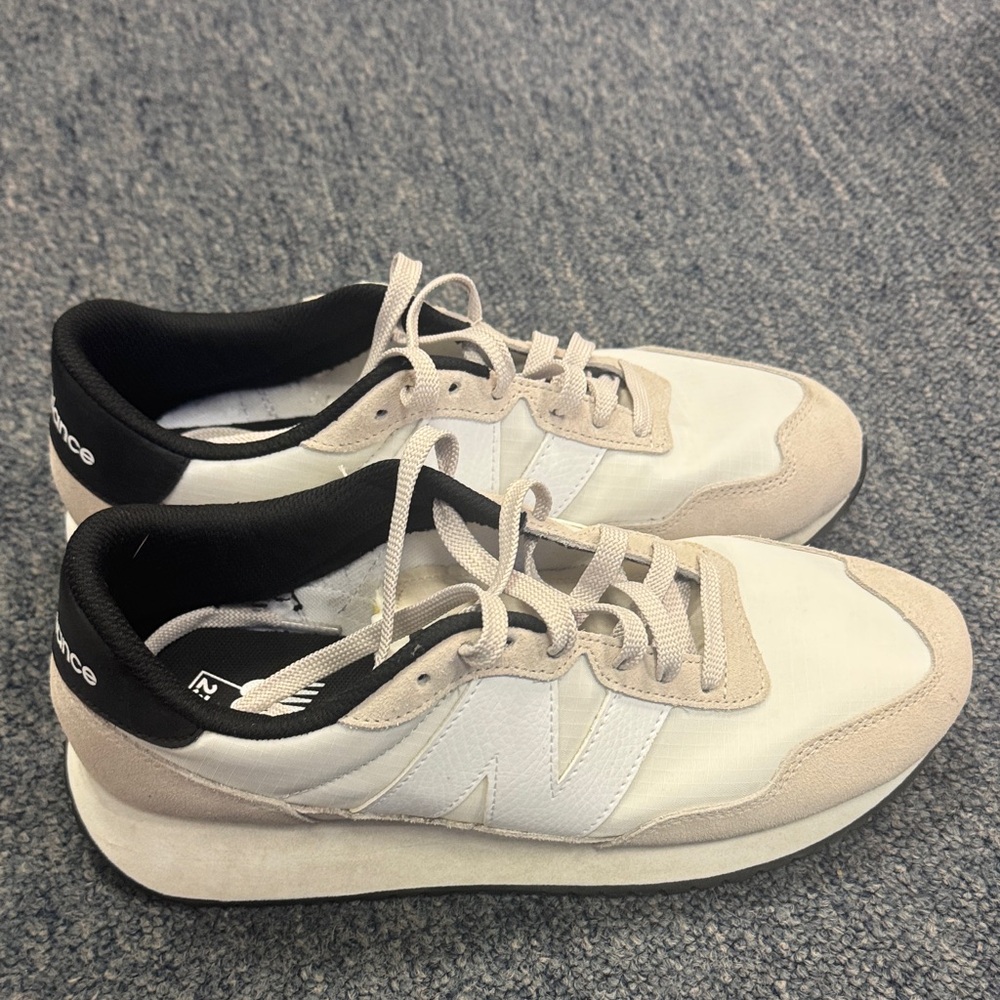 New Balance 237 Men's White and Beige Sneakers - Mens Size 10